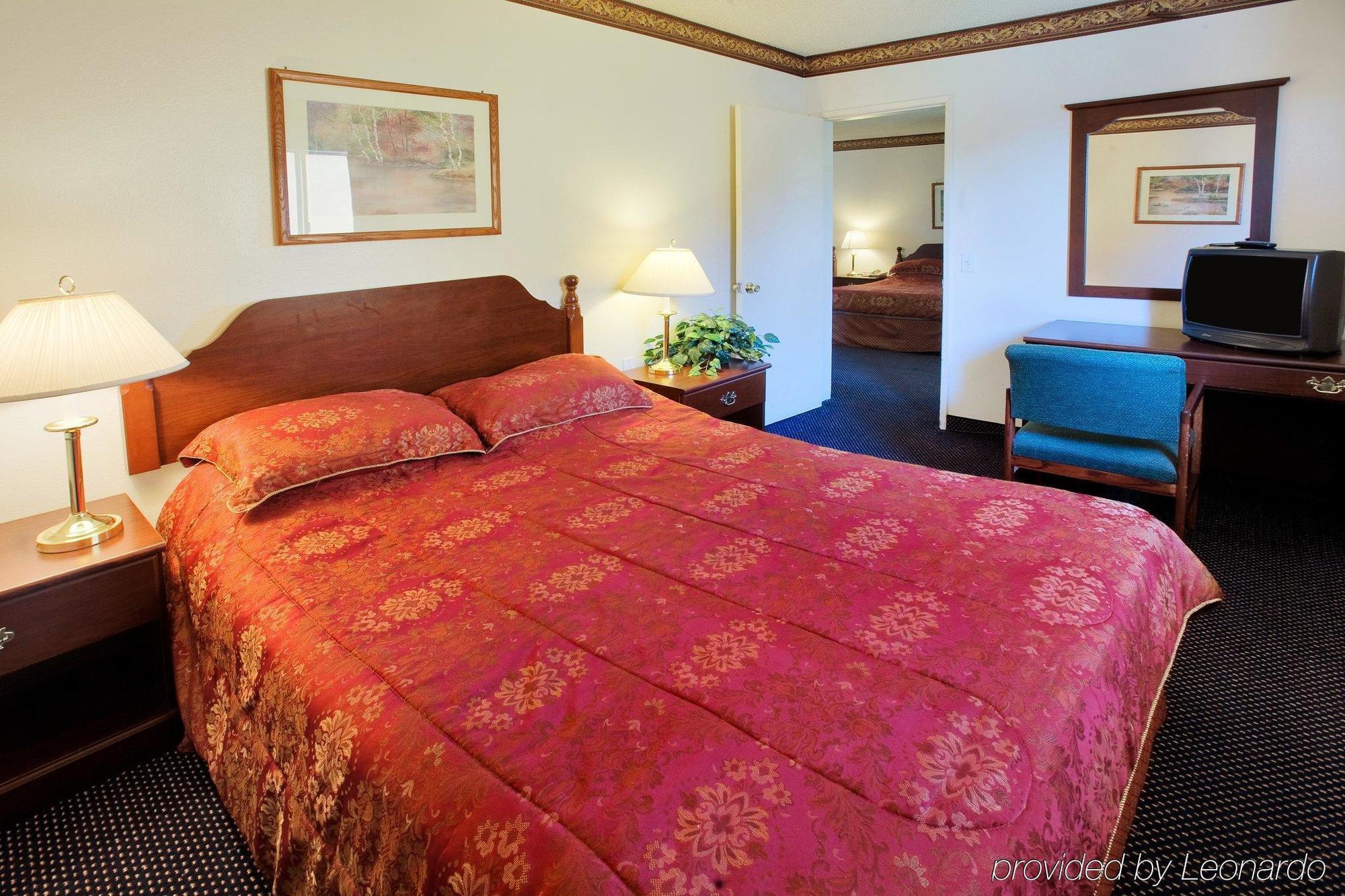 Anaheim Astoria Inn & Suites Habitación foto